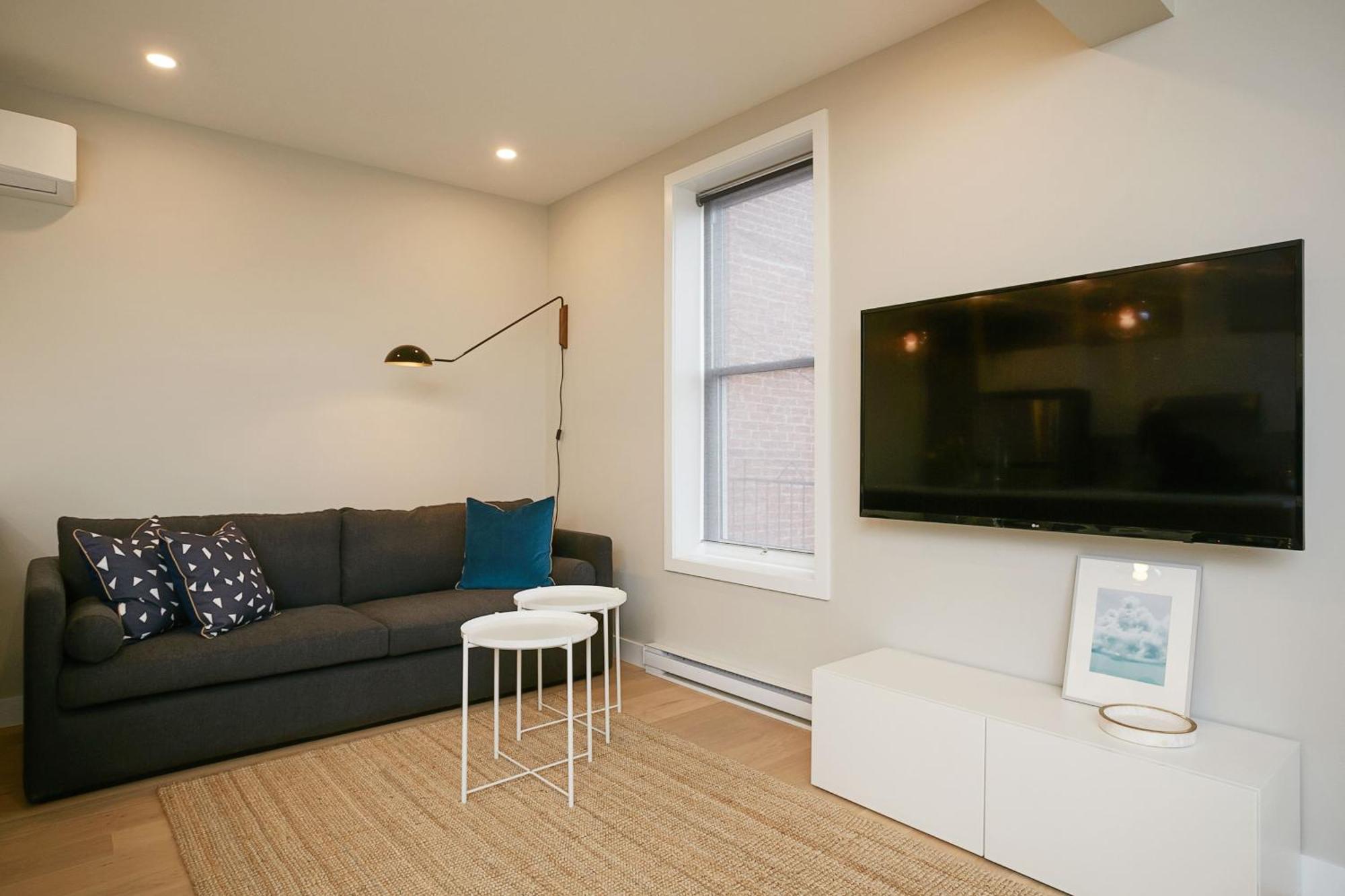 Explore Montreal From Sleek Contemporary Apartment By Den Stays Kamer foto